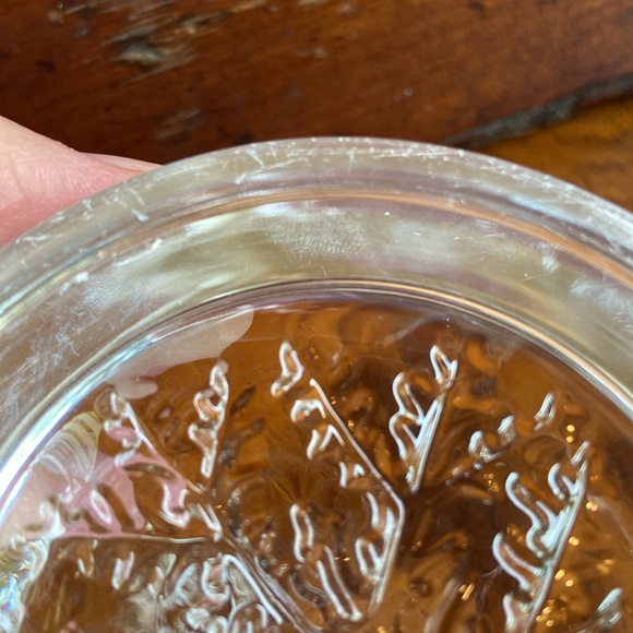 Cristal Snowflake Paperweight Made in France Clear Glass Heavy Weight Domed ❄️ - Picture 8 of 8